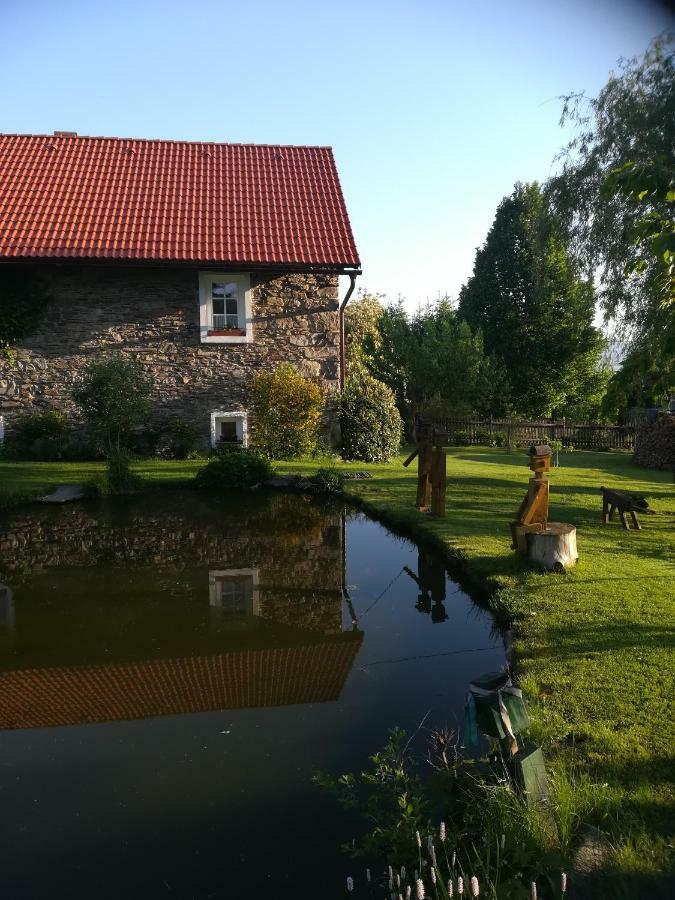 Apartman Dvorecna Loučovice エクステリア 写真